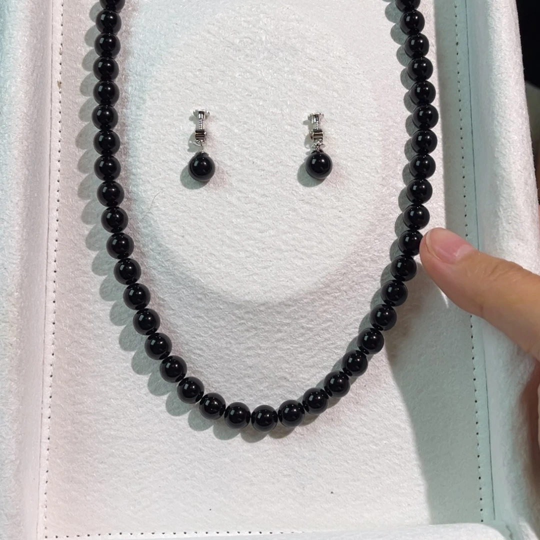 大***乖无非金属黑糊糊的套装