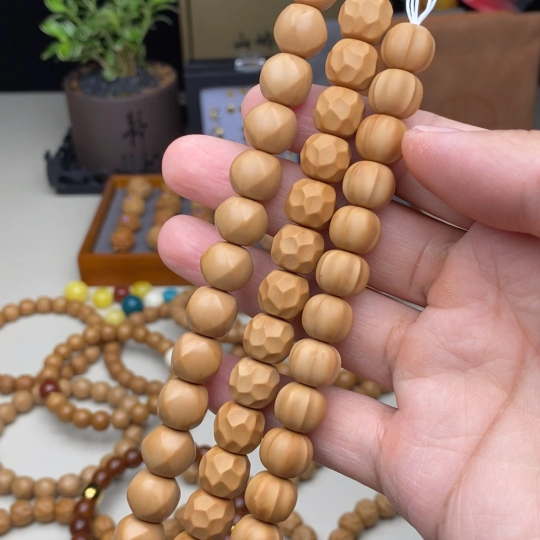 猴头核桃手串双标雕刻款微微瑕