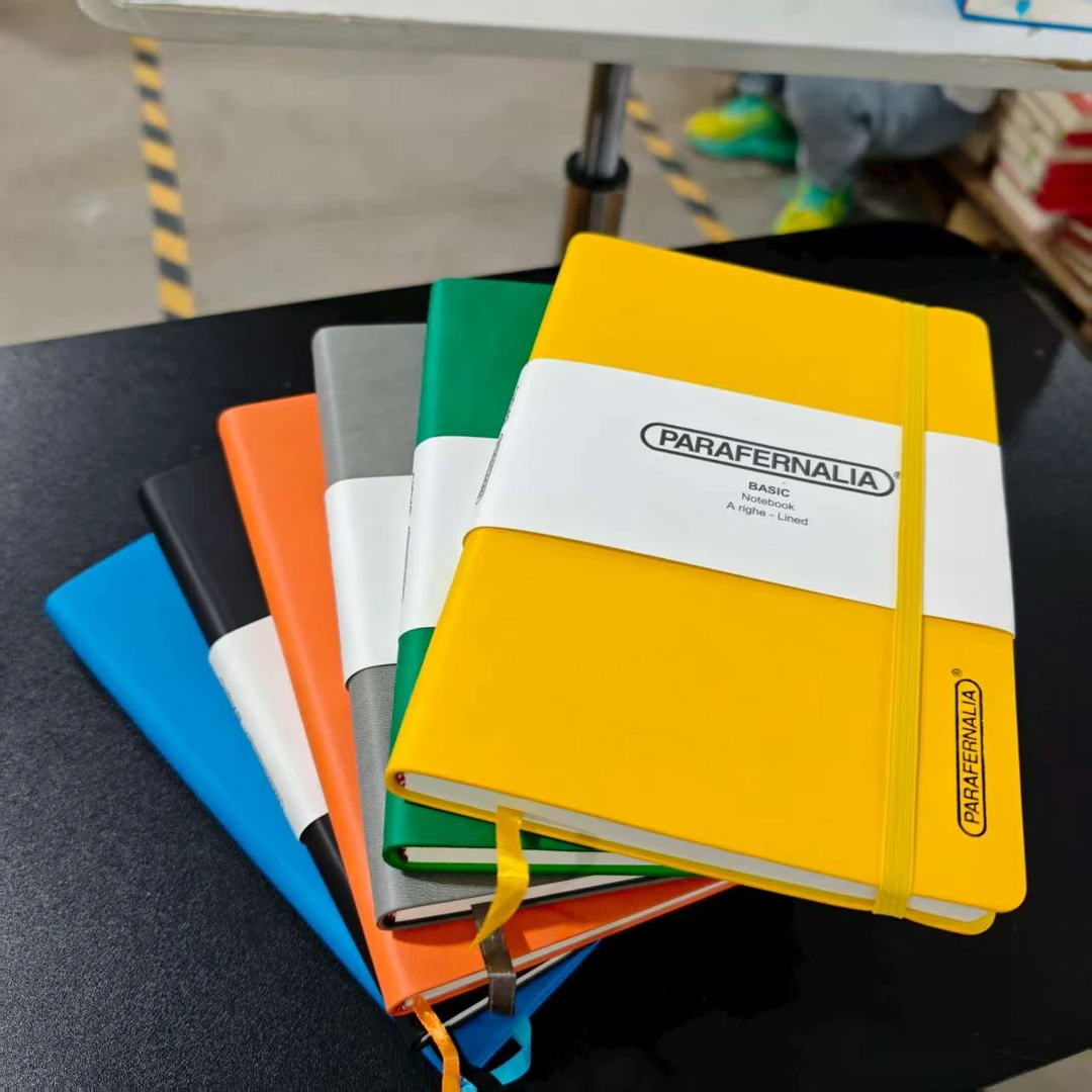 a5外贸绑带笔记本本子【U7】