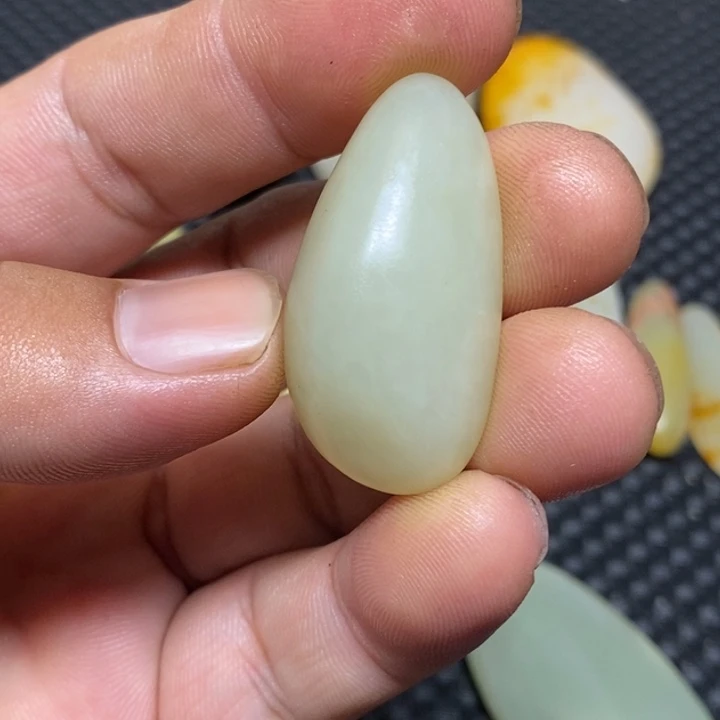 和田玉未镶嵌挂件浩