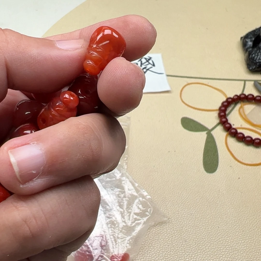 吊坠白玉菩提红色3550