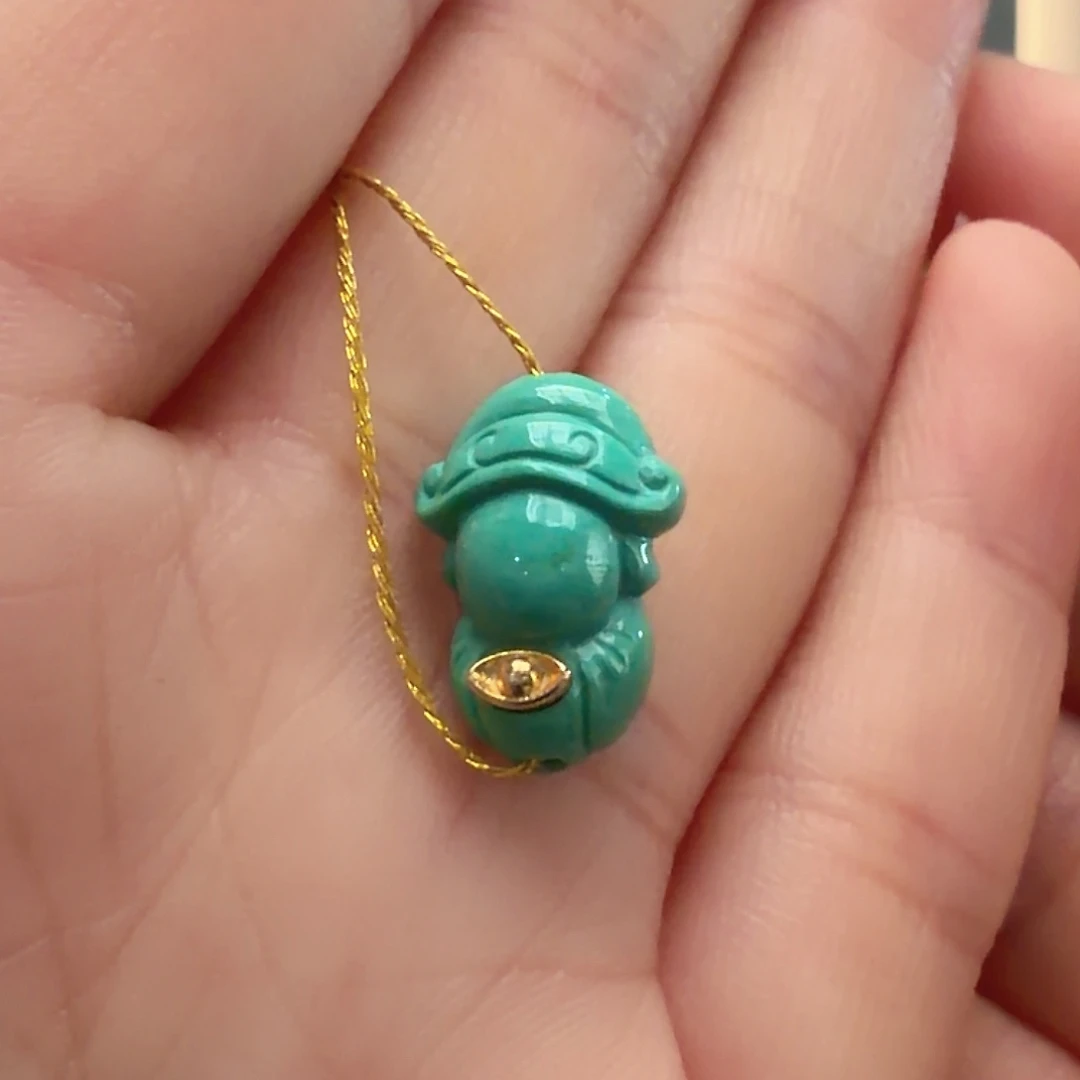 绿松石未镶嵌颈饰