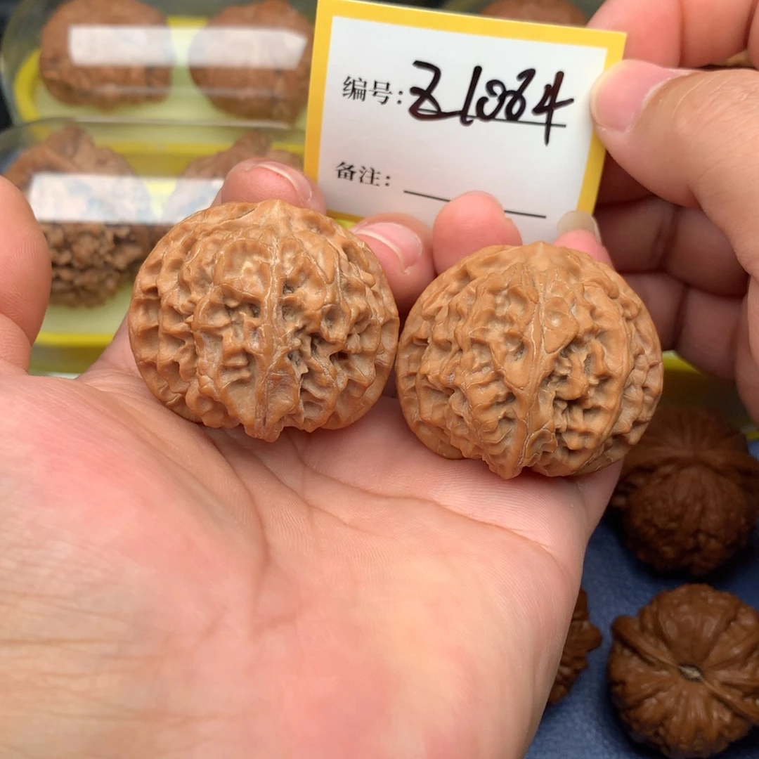 把件文玩核桃43.5苹果1084