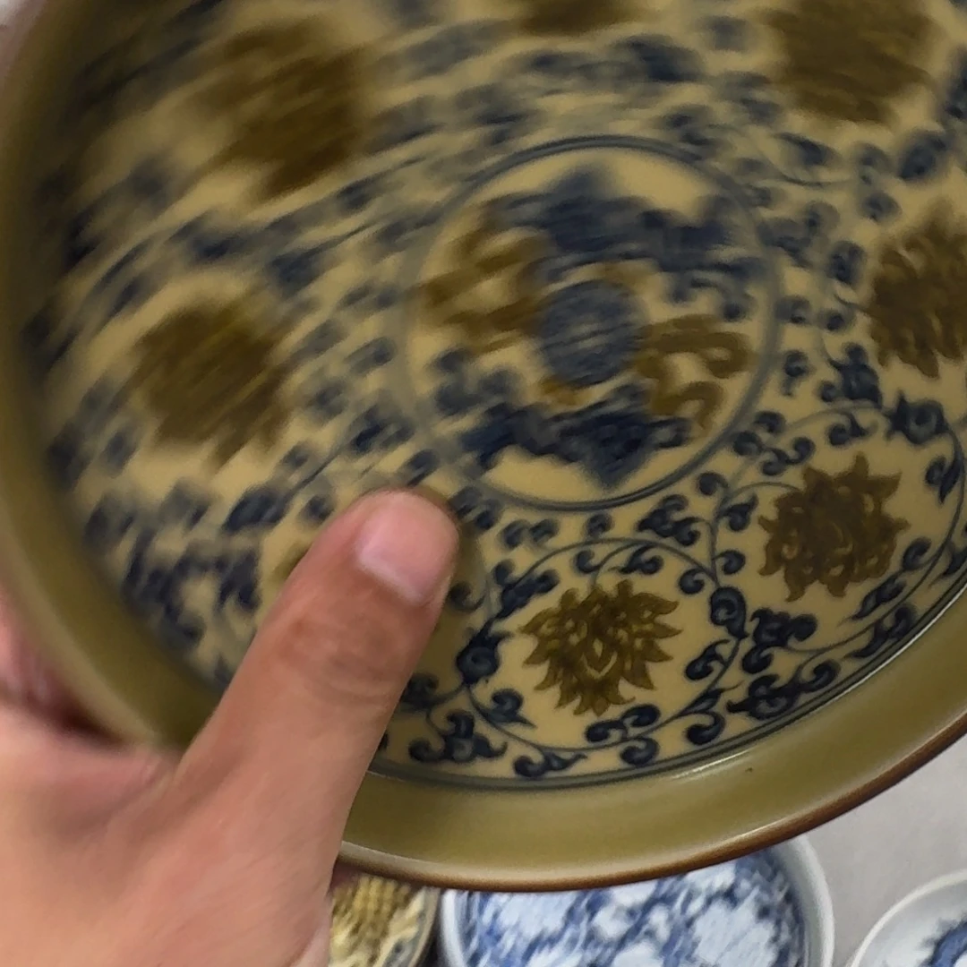 杯釉里金缠枝莲大壶承