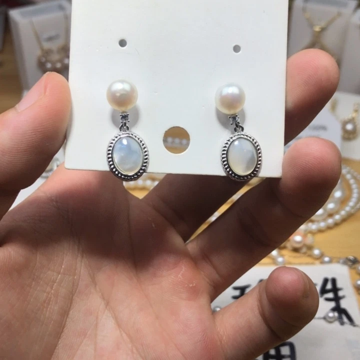未镶嵌淡水珍珠耳饰