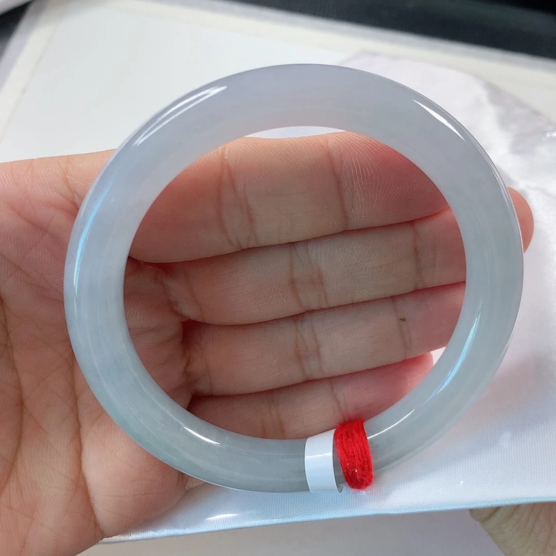 未镶嵌手镯（圆镯）翡翠小**子