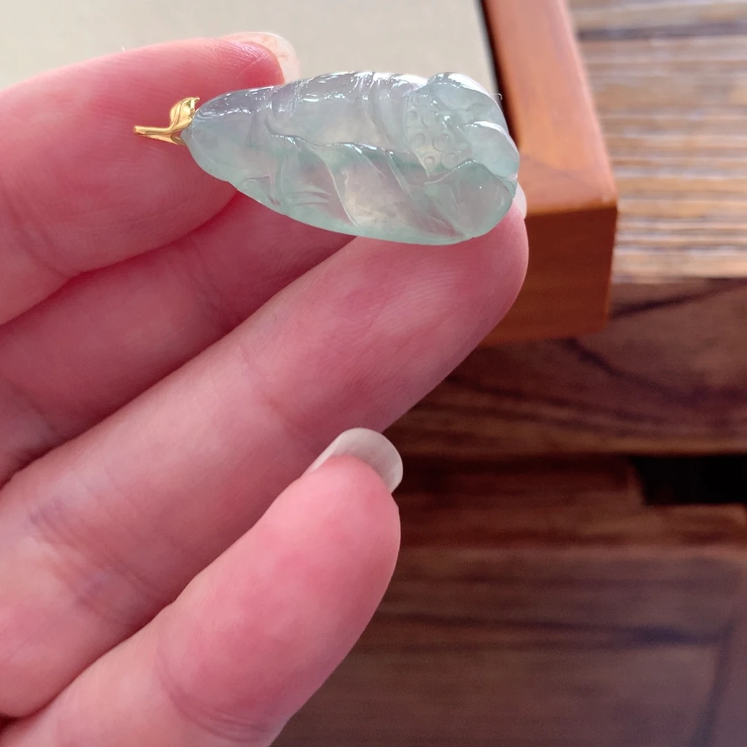 翡翠颈饰18K金镶嵌吊坠