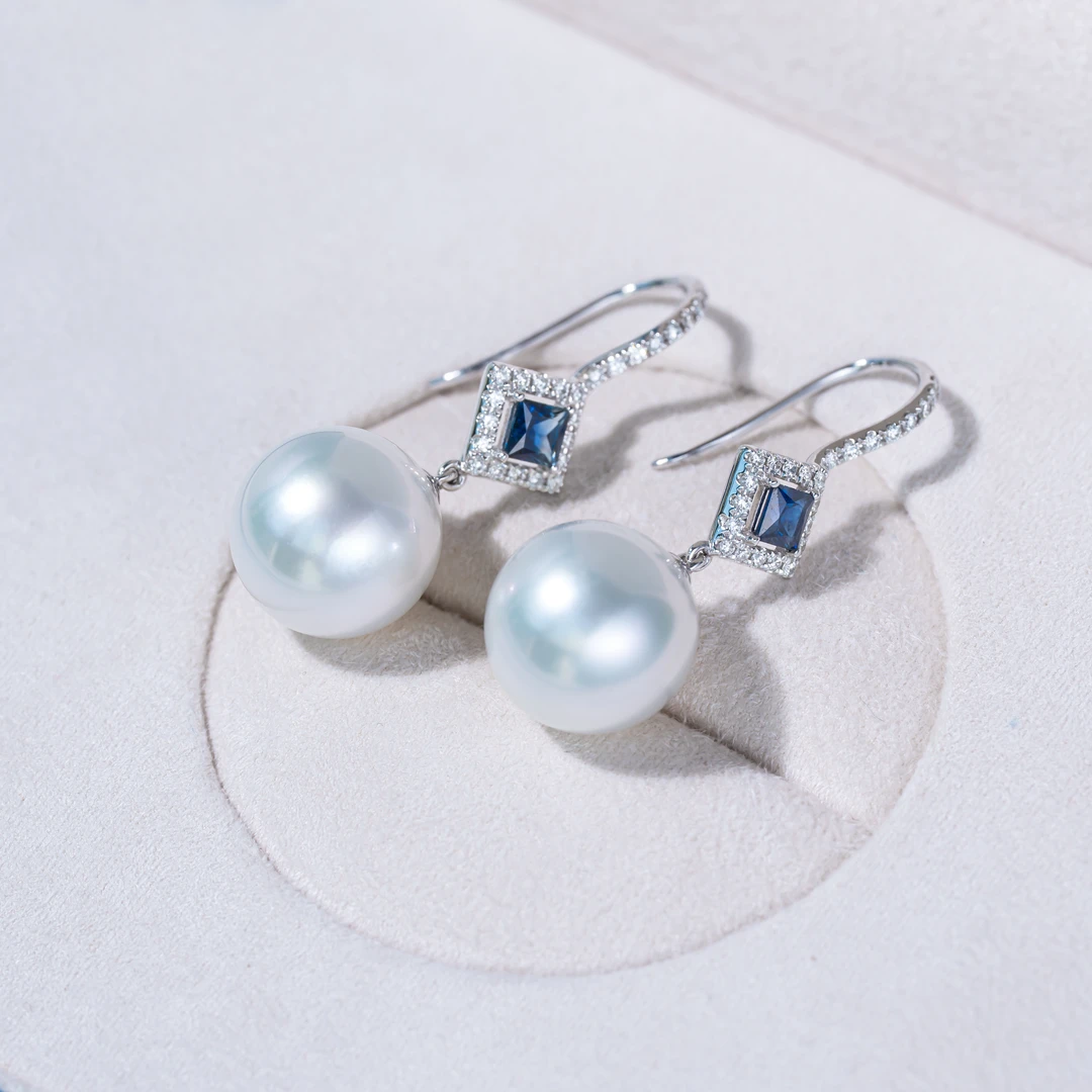 AKOYA【孤品】南洋澳白耳钉18K镶蓝宝12.3简约SP经典2290