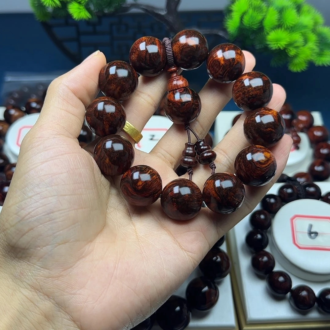 发***哥黄花梨/降香黄檀2.0