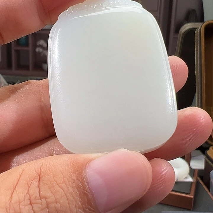 S***w未镶嵌手镯和田玉（白玉）
