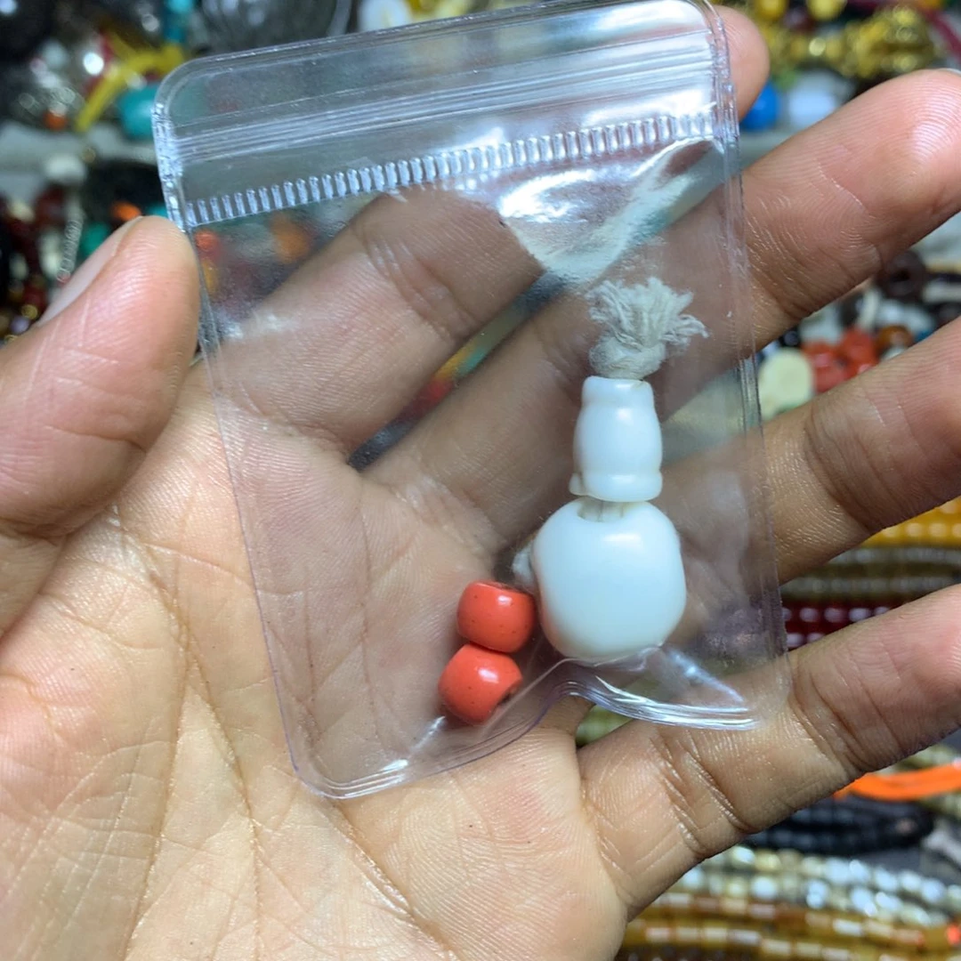 泥塑綰**.我的人都是我们