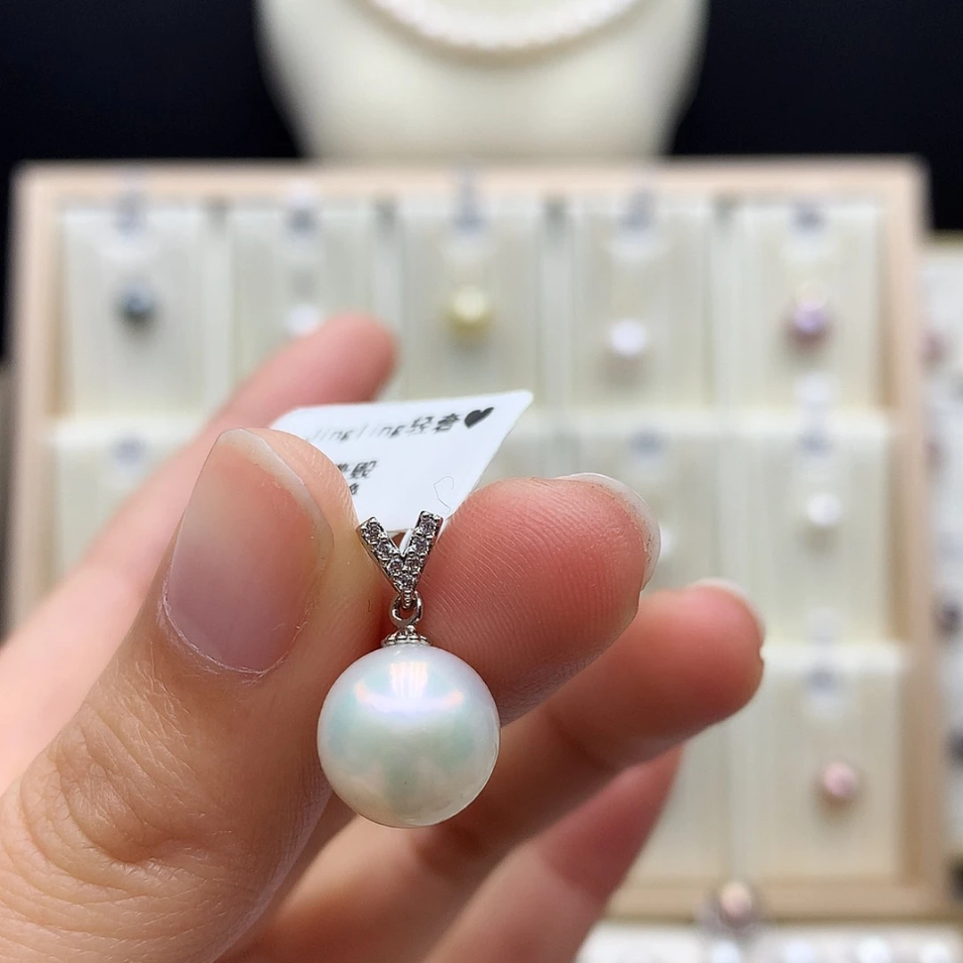 淡水珍珠合金颈饰