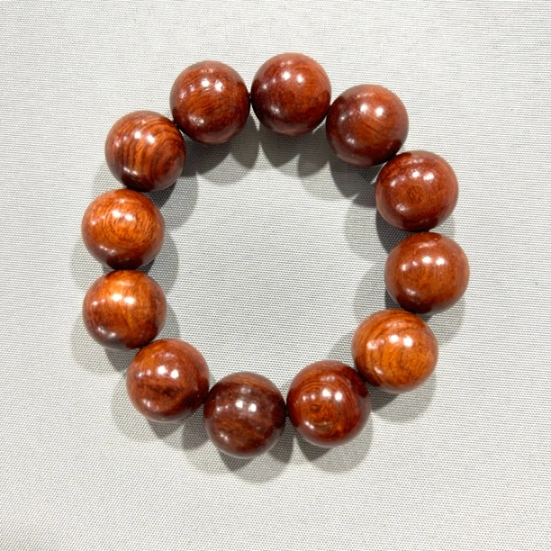 A302  海黄老康梨 卡2.0 圆珠单圈手串