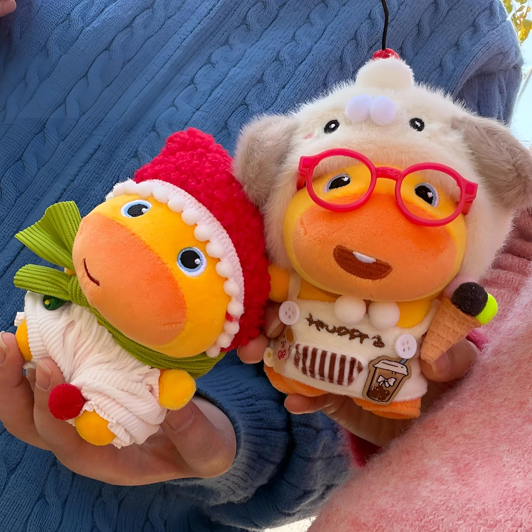 正版噜噜圣诞款玩偶水豚娃衣10cm娃冬天衣服女朋友可爱礼物花束