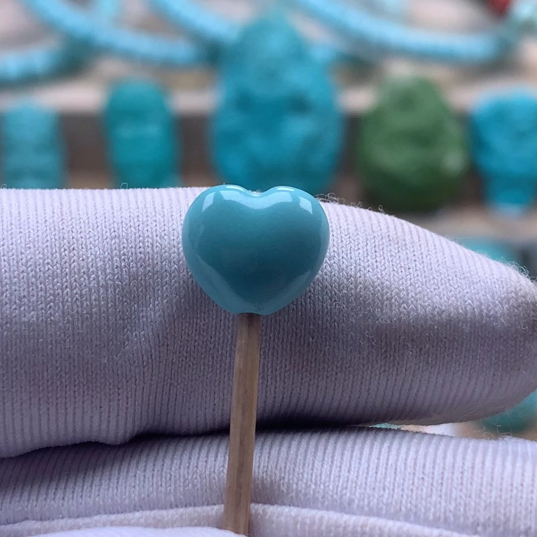 未镶嵌绿松石珠宝奇石