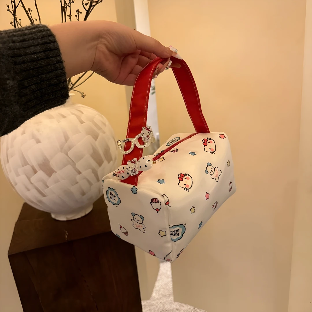 秋冬新款泡泡棉大容量化妆包便携收纳包洗漱包立体超可爱手提包女