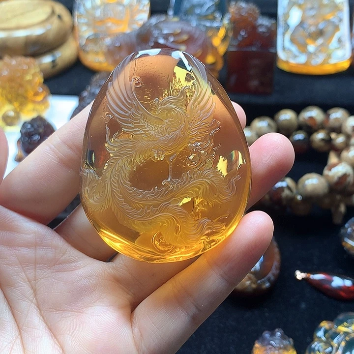 琥珀未镶嵌裸石蓝珀雕刻件凤凰吊坠