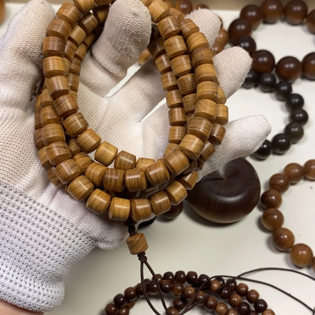 王***）檀香木老山檀香9.9风化料奶香