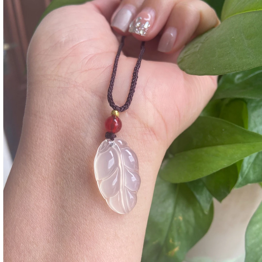 【春日珠宝】天然玉石玛瑙玉髓冰种叶子挂件吊坠/多样性发一件