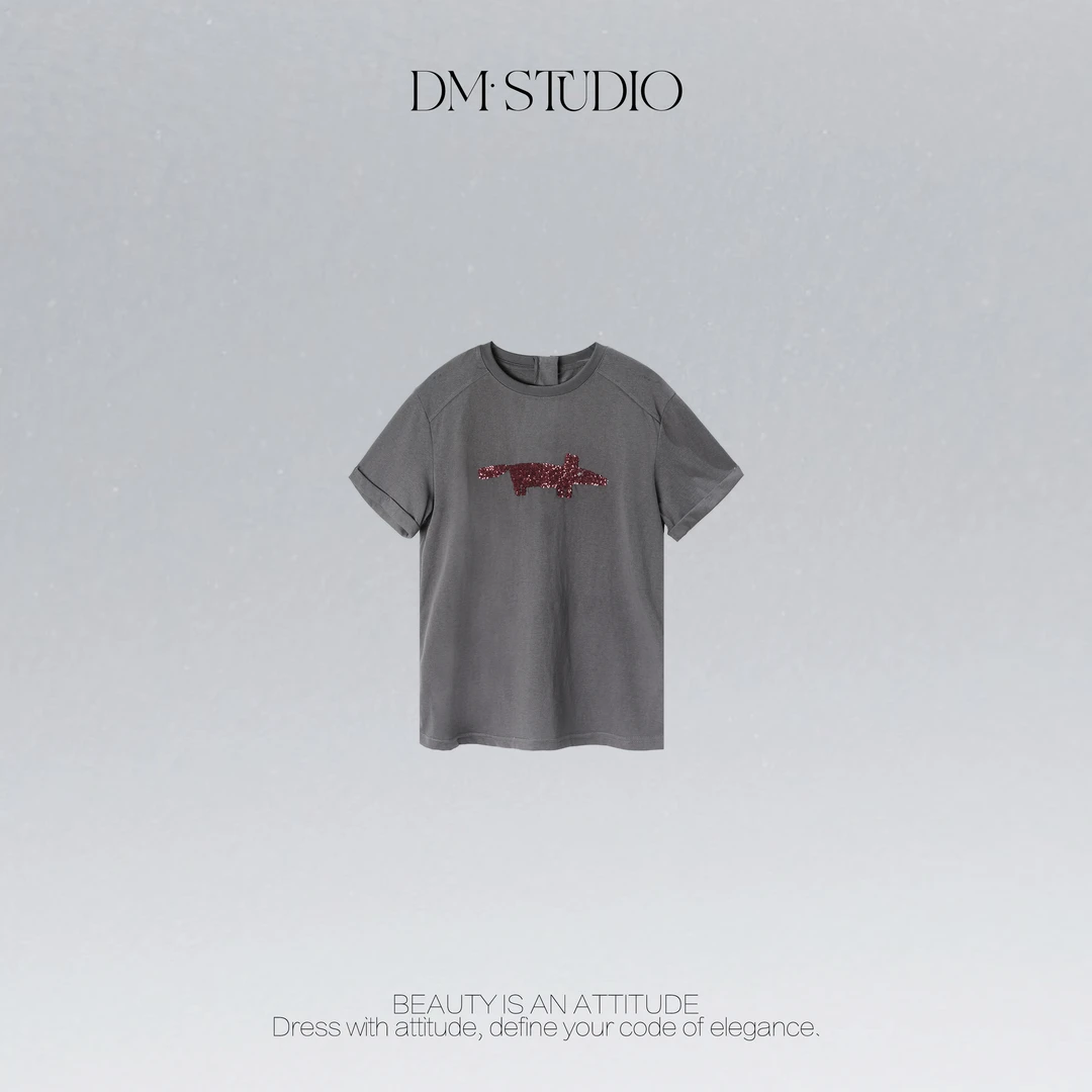 •STUDIO/夏季百搭透气创意深灰圆领短袖上衣T恤2506TX/QS9550