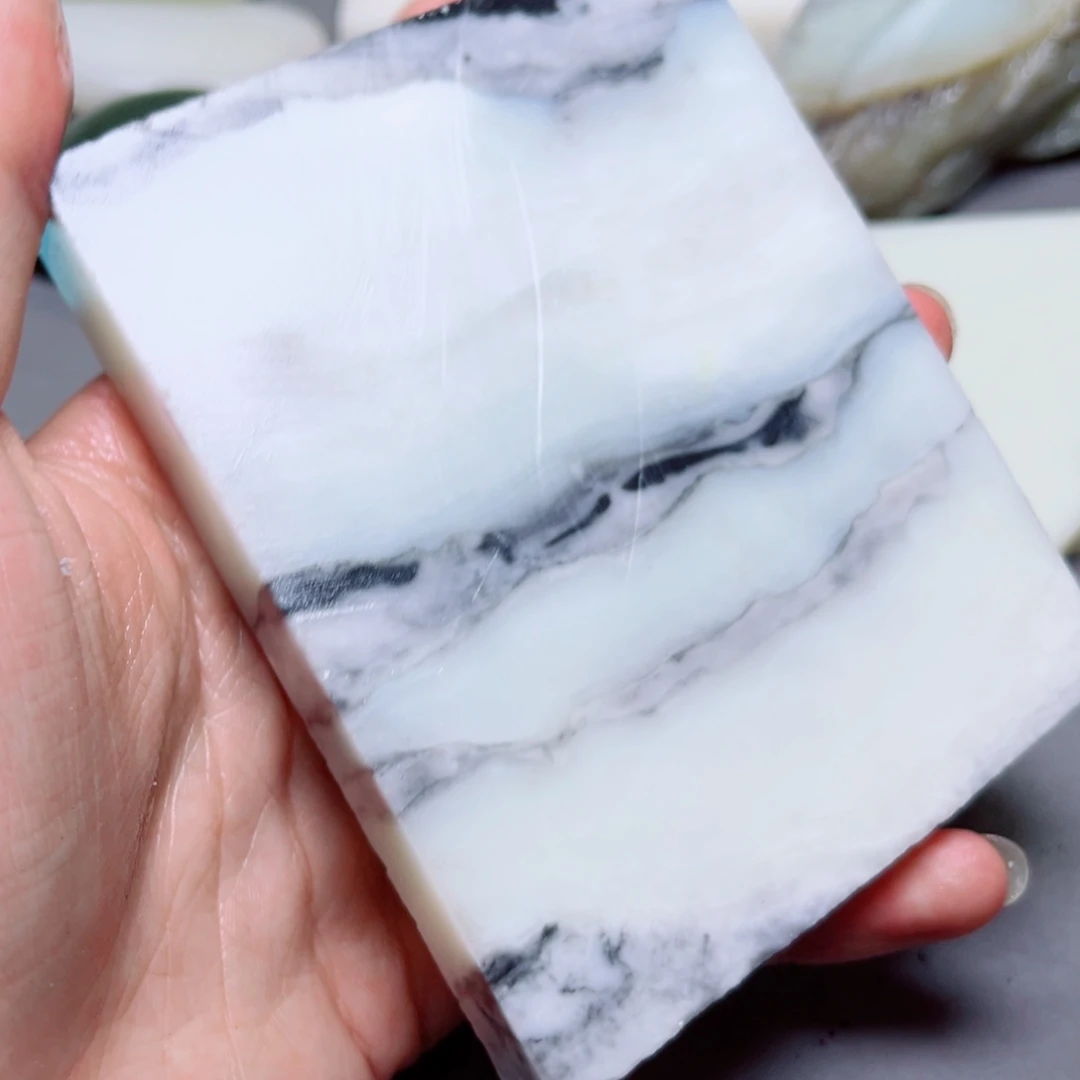 和田玉未镶嵌珠宝奇石