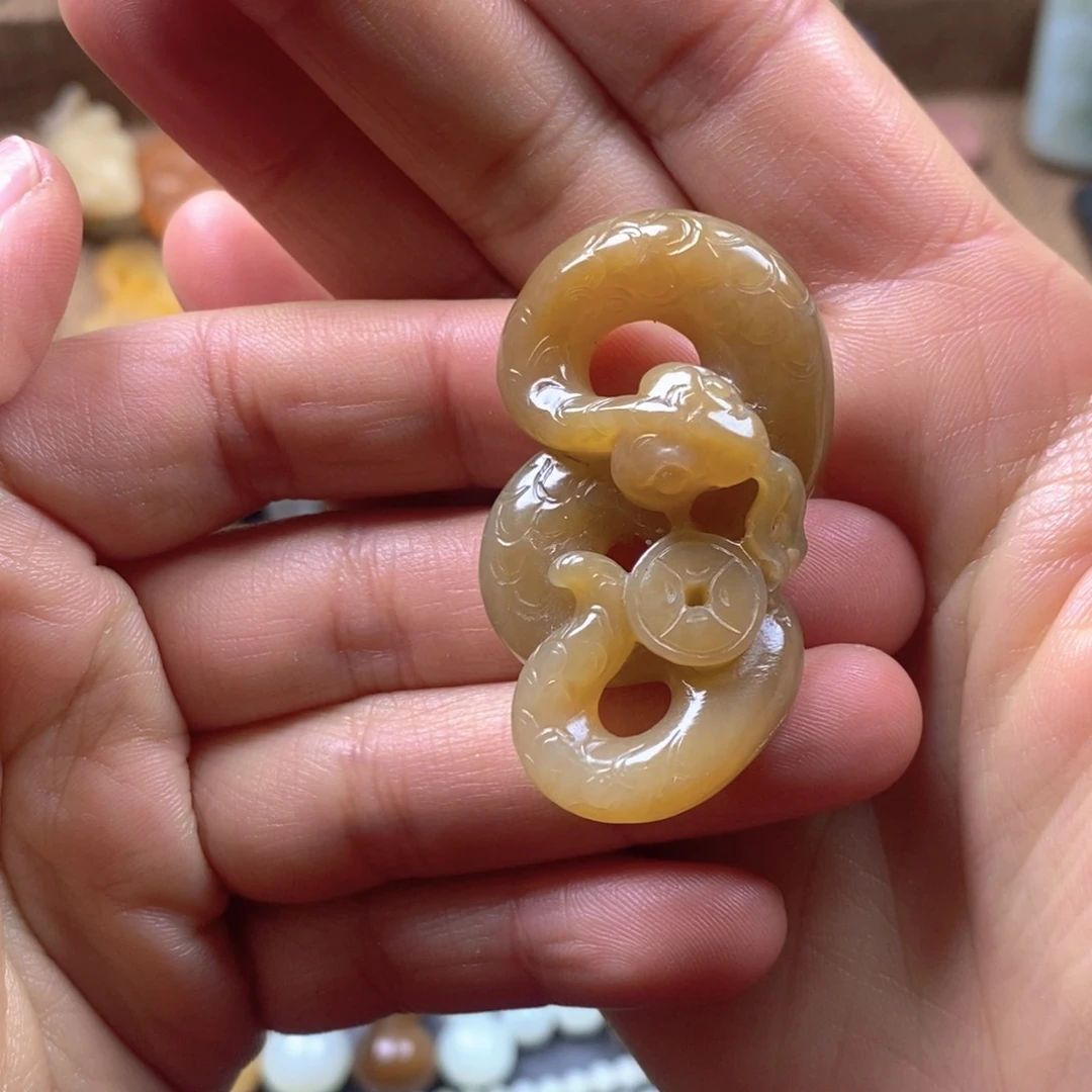 未镶嵌和田玉挂件