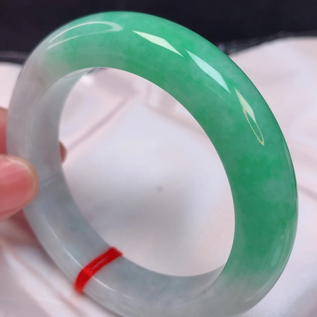 翡翠手镯未镶嵌55 翡翠手镯