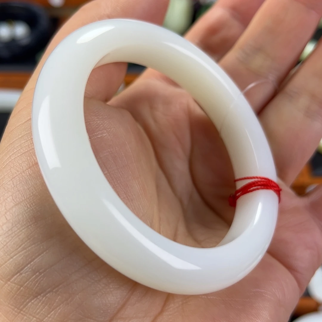 和田玉手镯未镶嵌黑山56