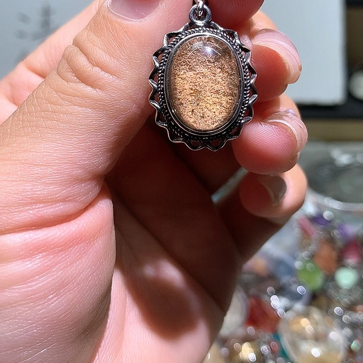 未镶嵌颈饰水晶水晶