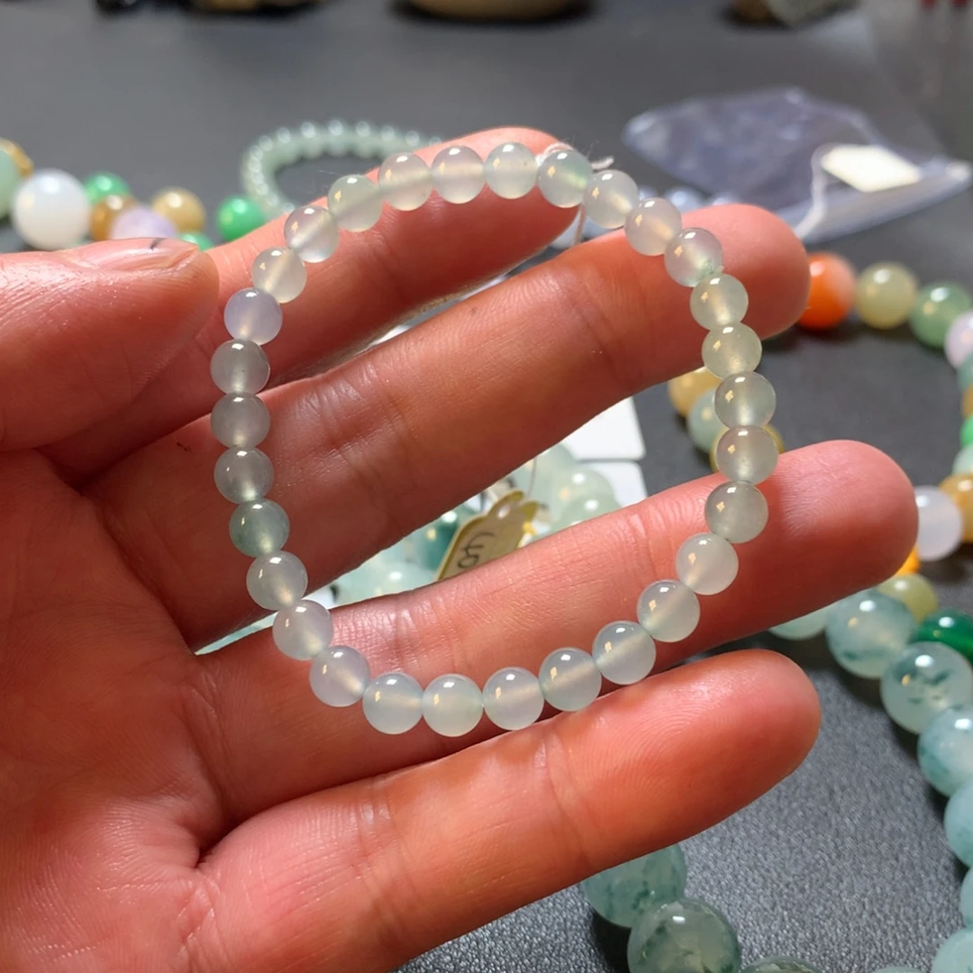 定制翡翠未镶嵌卡6.3 30颗