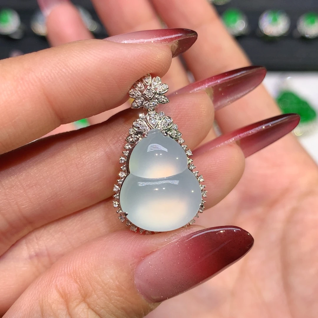 翡翠18K金镶嵌吊坠(不含链)