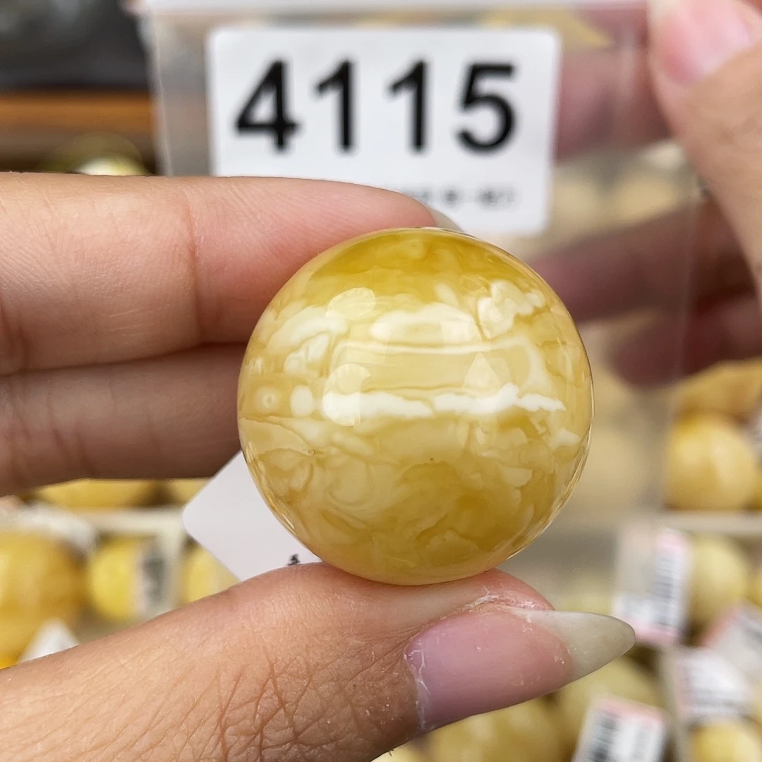 蜜蜡未镶嵌裸石28.5粉