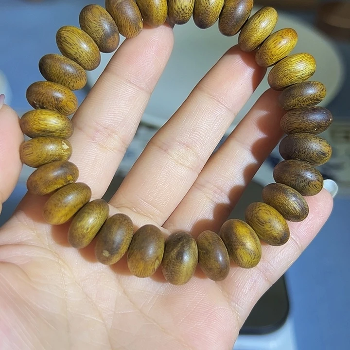 沉香沉香碎屑九九沉树丁虫漏单圈白棋151.3