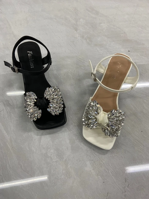 126 粗跟蝴蝶结凉鞋女甜美绿色小清新高跟鞋夏季一字带水钻