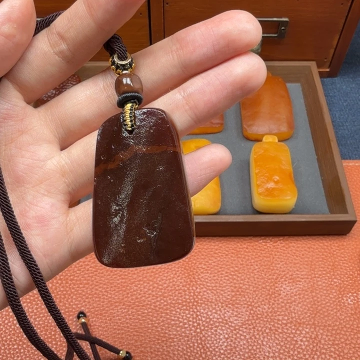 蜜蜡未镶嵌吊坠(赠链)