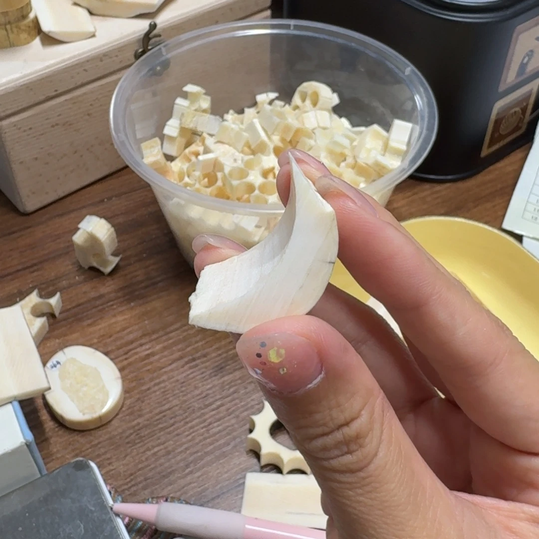 琉璃/树脂/塑料类胖边角料12.4