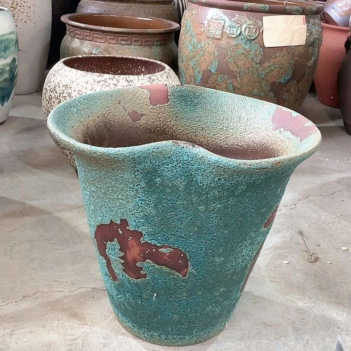 紫砂花盆正品口33高30。z z z