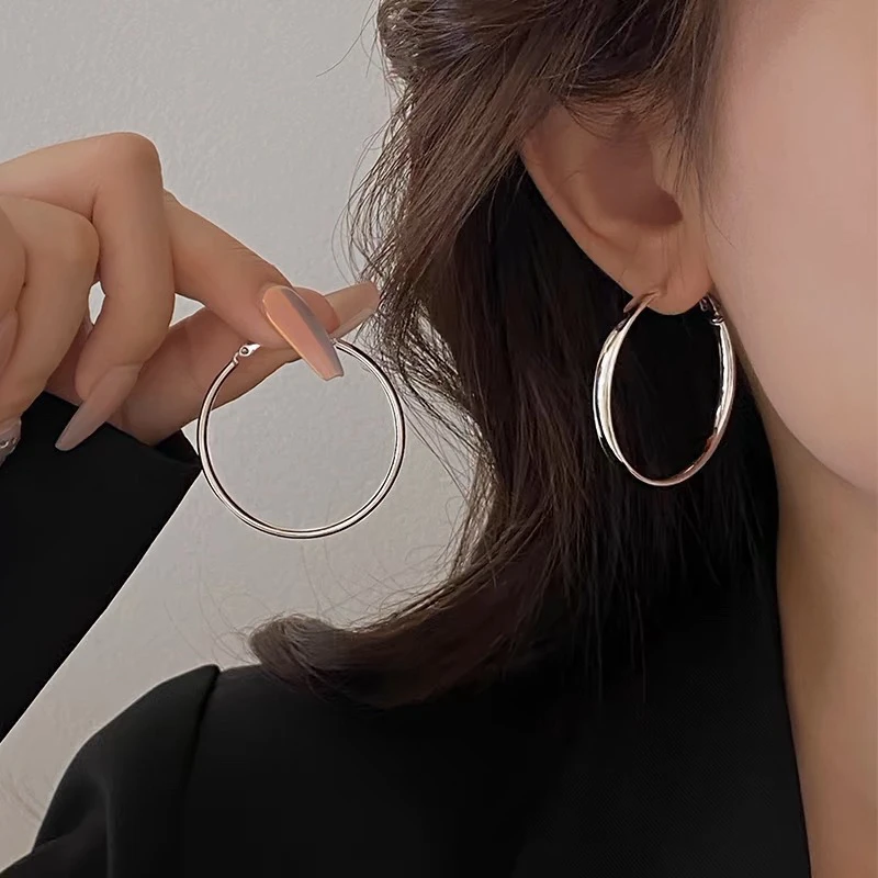 铜合金耳饰 显脸小的完美尺寸4cm方圆脸金色银色简约蚊香盘耳夹女