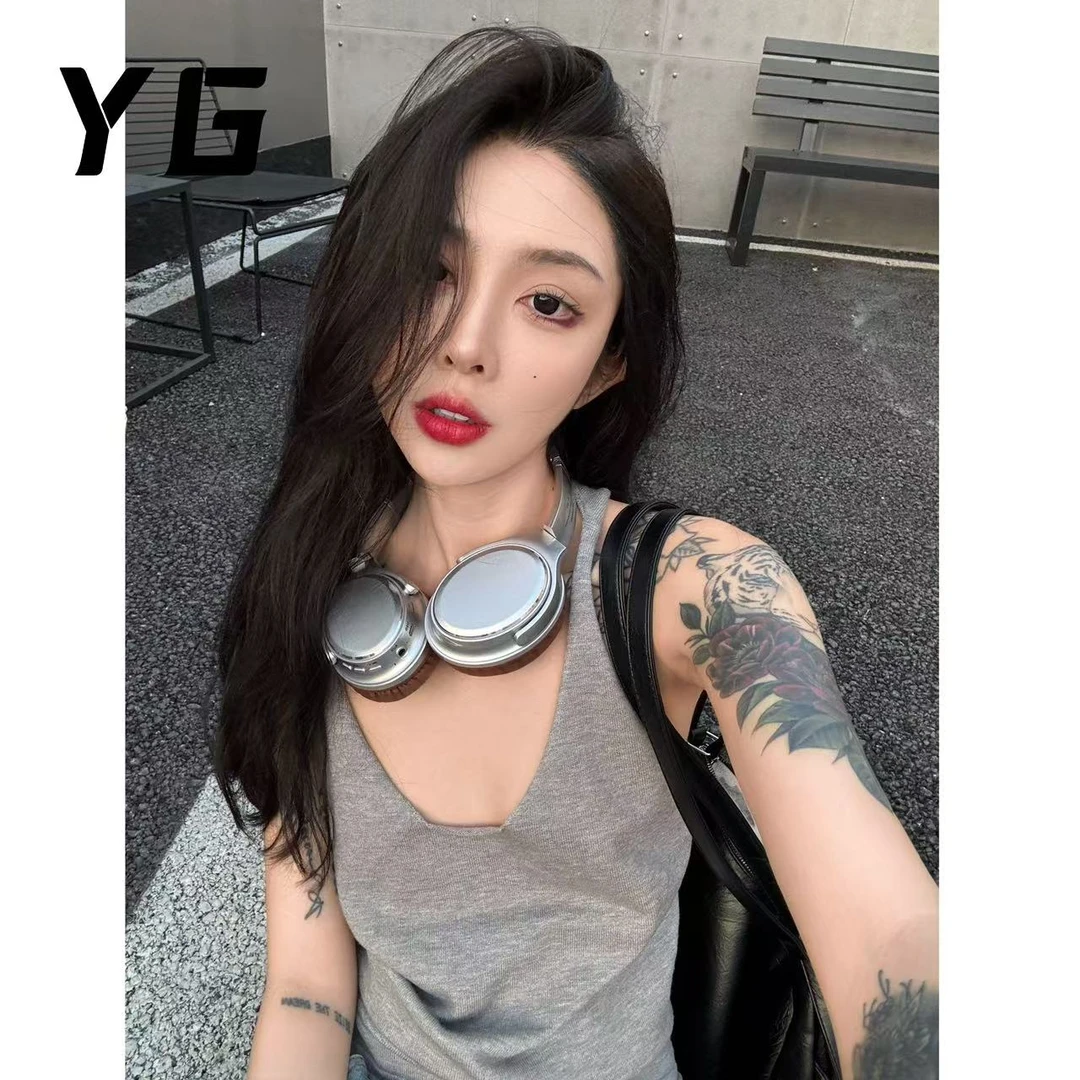 【全糖芭莉】 纯欲大领口V领收腰长袖上衣蕾丝挂脖吊带套装