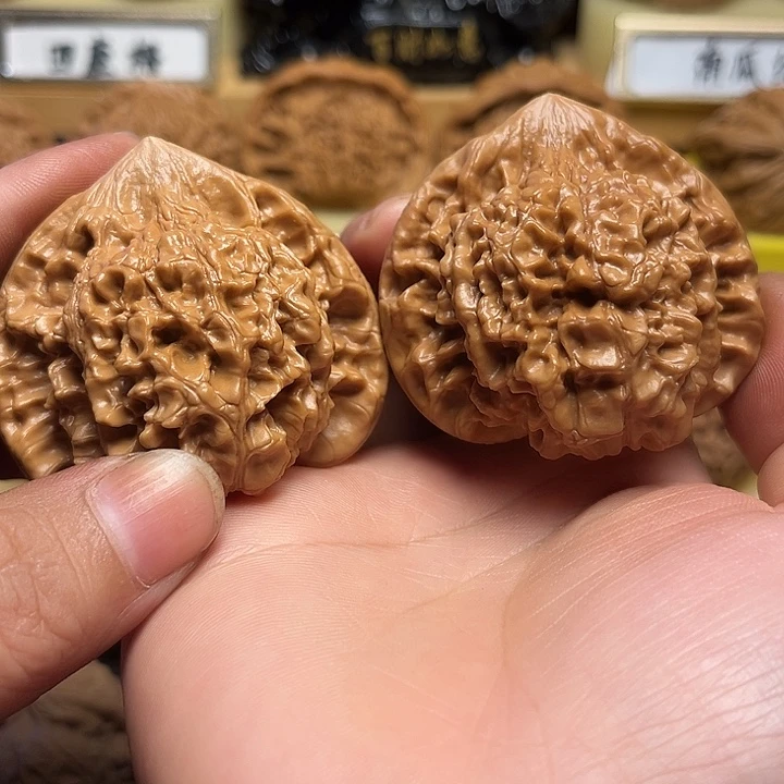 吊坠文玩核桃麒麟纹大官帽50