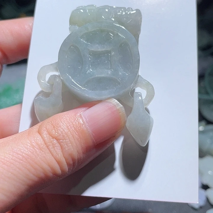 颈饰未镶嵌翡翠天