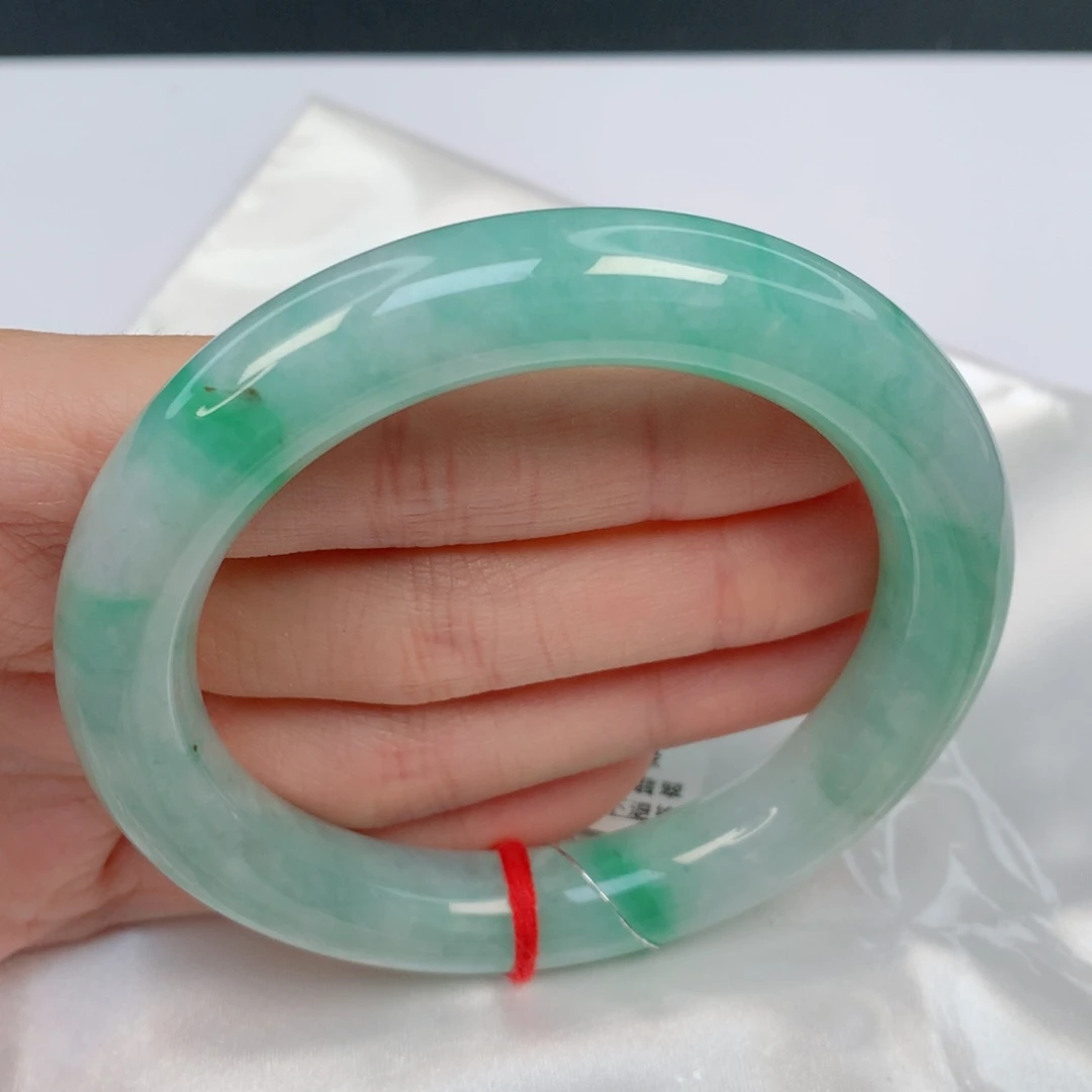 翡翠手镯未镶嵌58胖圆条