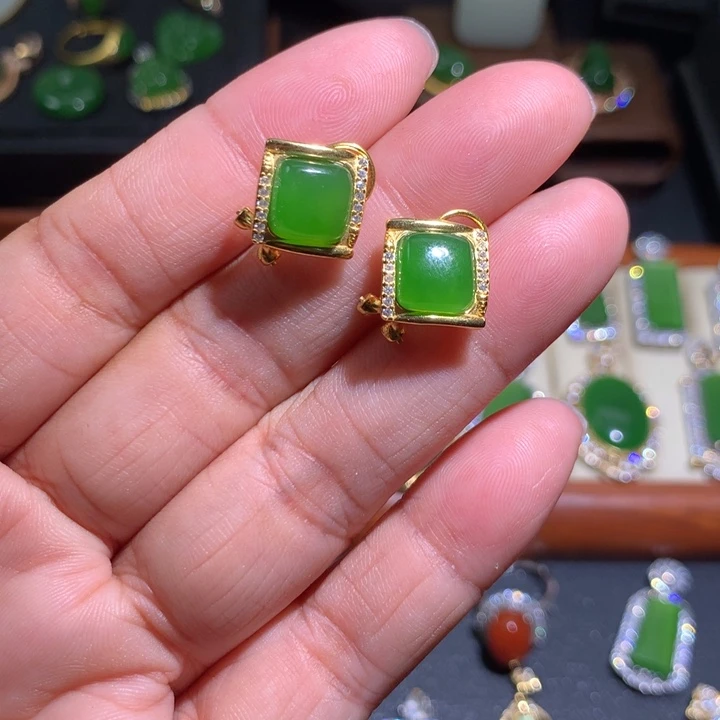 和田玉银S925镶嵌耳饰