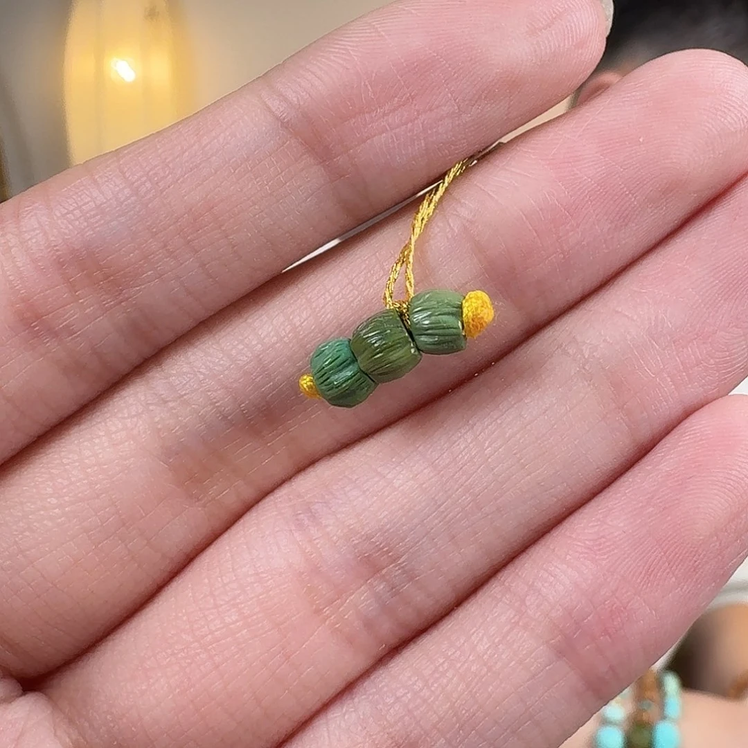 绿松石未镶嵌挂件