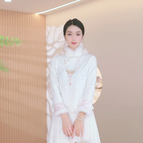 苏白【梦兰吟】新中式国风汉元素小衫暗纹提花上衣气质秋冬新款