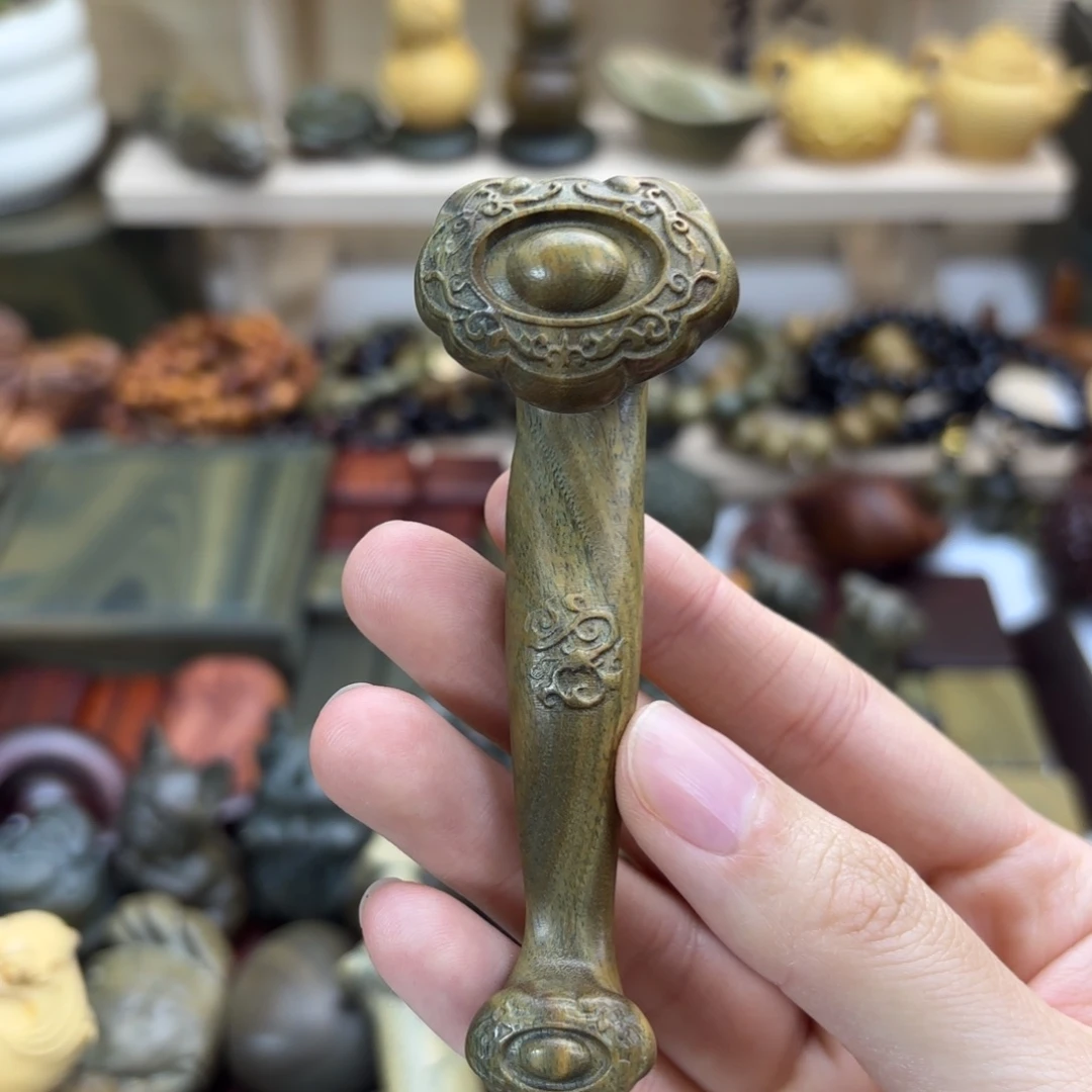 桃****木绿檀木料工艺品