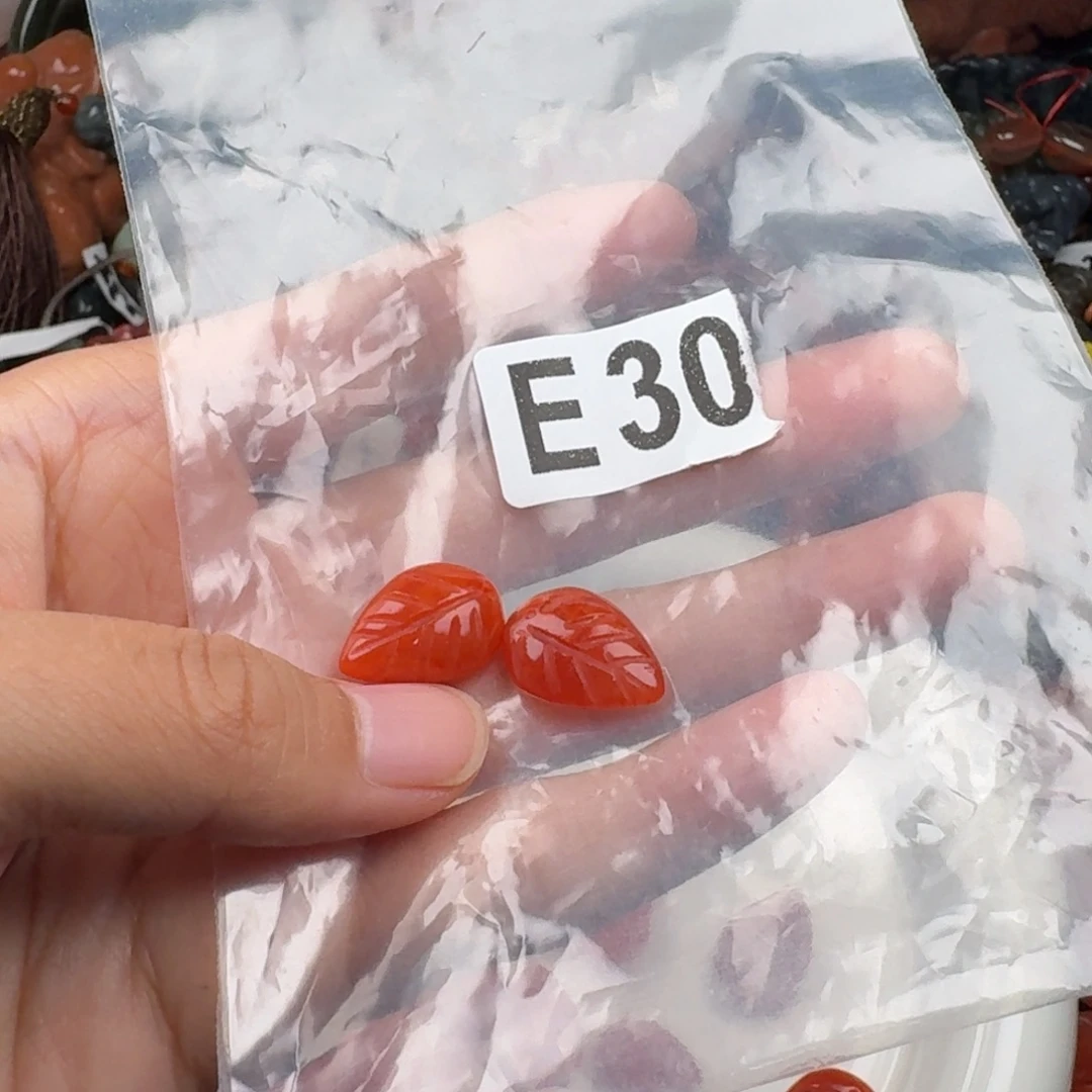 未镶嵌南红玛瑙珠宝奇石