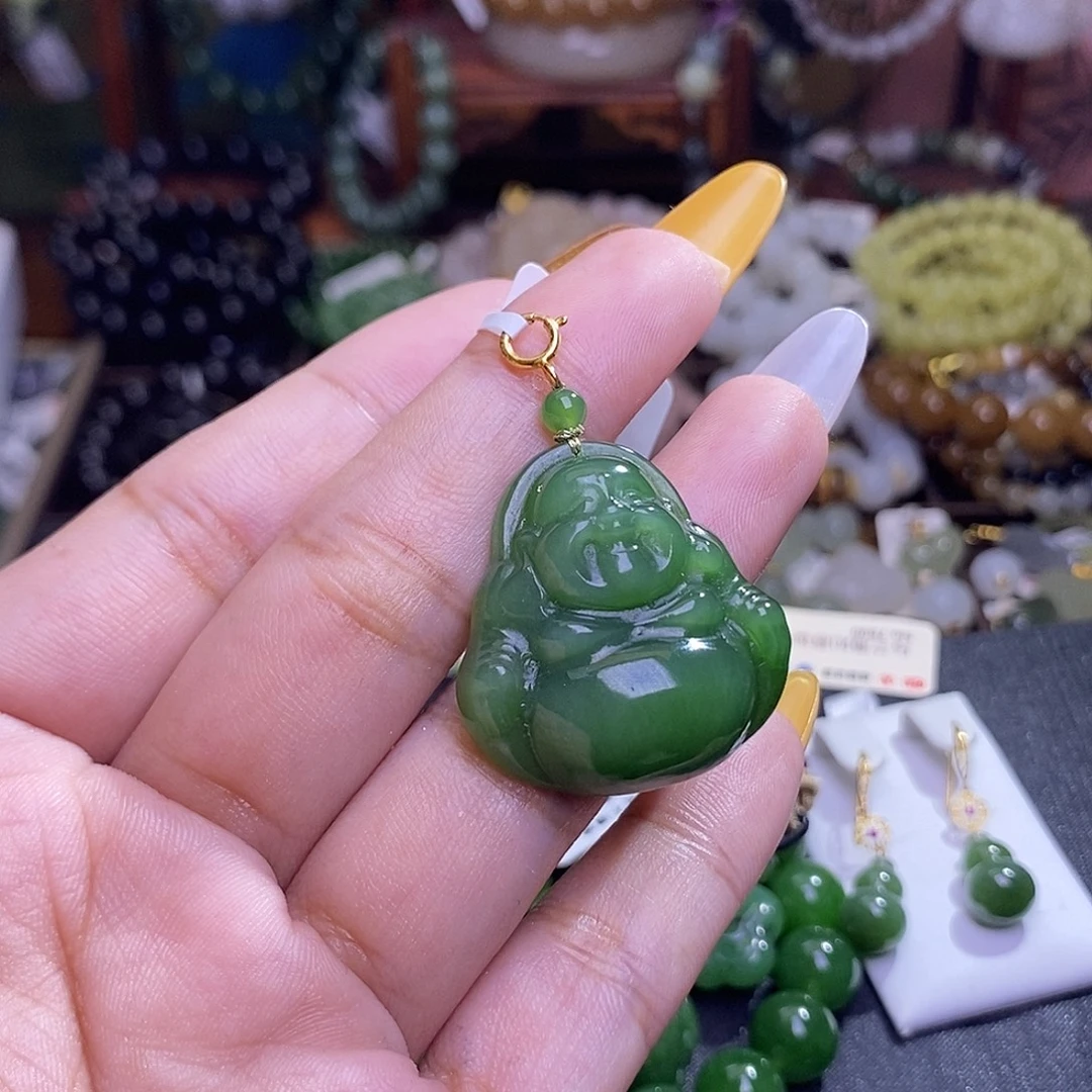 和田玉未镶嵌颈饰碧玉满色满绿老矿料金镶佛公