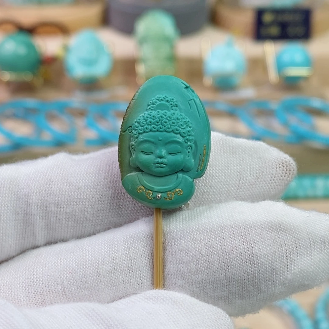 绿松石未镶嵌珠宝奇石