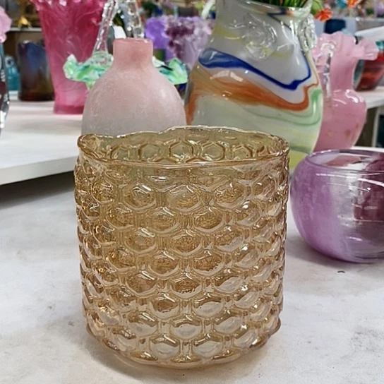 琉璃花瓶高11厘米口径11厘米